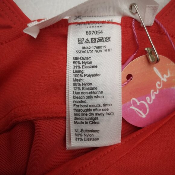 NWT Accessorize London Ladies Size 4 Salmon Colored 1 Piece Bathing Suit - Picture 4 of 9